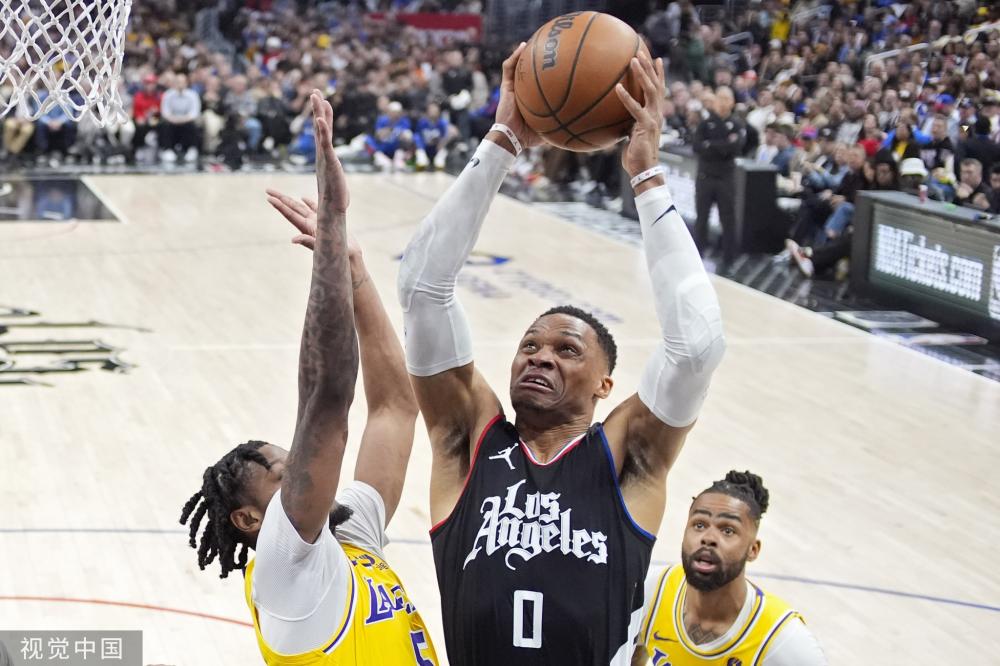 彼得罗维奇 彼得罗维奇